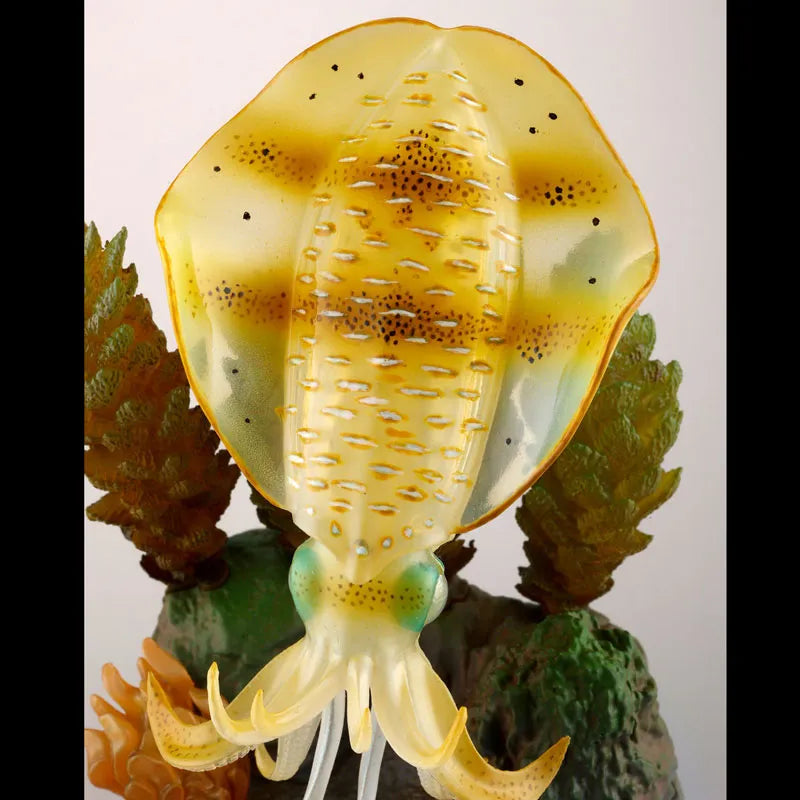 STRIKE FANTASY Bigfin Reef Squidㅤ – Kaiyodo – ActionFigureBrasil