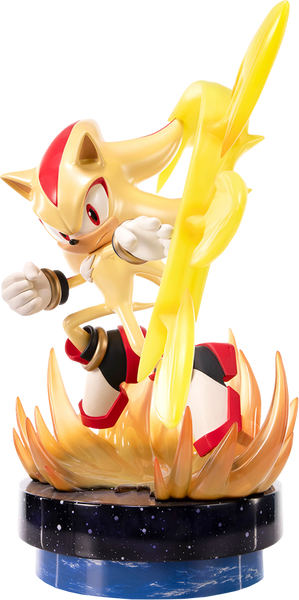 Super Shadow – First 4 Figures – ActionFigure Brasil — ambientada