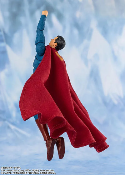 Superman (2025) - Superman - S.H.Figuarts (Bandai Spirits)ㅤ – Bandai Spirits – ActionFigureBrasil — com base expositora