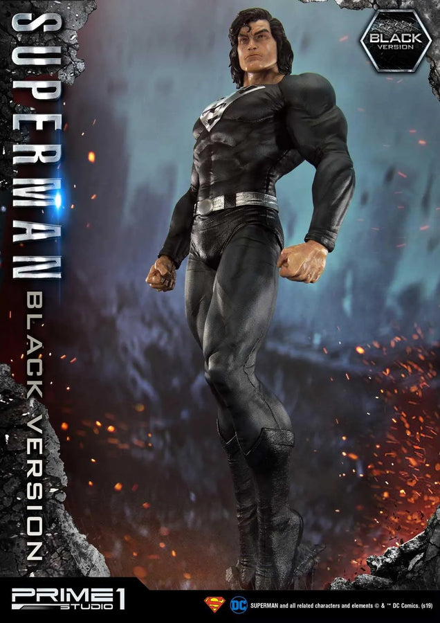 Superman (Black Version) Superman (Comics) – Prime1Studio – ActionFigure Brasil