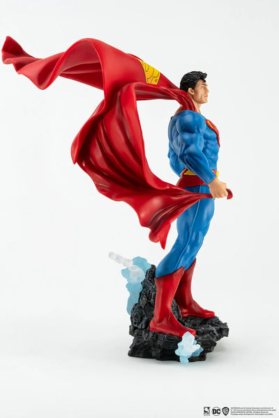 Superman Classic Version (PX Exclusive) - LIMITED EDITION: 3000 – PureArts – ActionFigure Brasil — ângulo diferente