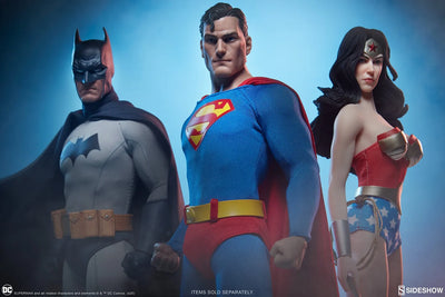 Superman - LIMITED EDITION – Sideshow Collectibles – ActionFigure Brasil — com base expositora