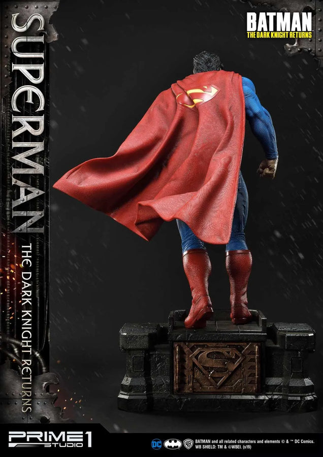 Superman (Regular Version) Batman:The Dark Knight Returns (Comics) – Prime1Studio – ActionFigure Brasil