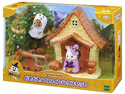 Sylvanian Families - Chocolate Usagi-chan - DokiDoki Halloween House Set (Epoch)ㅤ – Epoch – ActionFigureBrasil — ambientada