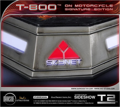 T-800 on Motorcycle - LIMITED EDITION: 250 – DarkSide Collectibles Studio – ActionFigure Brasil — ângulo diferente