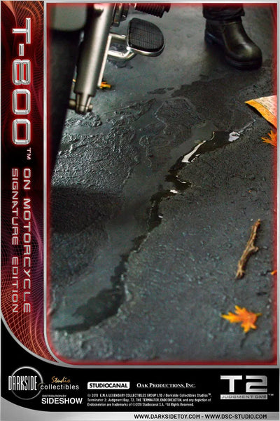 T-800 on Motorcycle - LIMITED EDITION: 250 – DarkSide Collectibles Studio – ActionFigure Brasil — ambientada