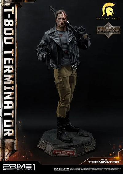 T-800 Terminator (Deluxe Version) - LIMITED EDITION: 200 (Deluxe Version) – Prime 1 Studio – ActionFigure Brasil — ângulo diferente