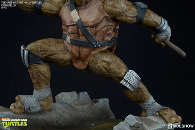 Teenage Mutant Ninja Turtles - Statue Donatello by Paolo Riveraㅤ – Sideshow Collectibles – ActionFigureBrasil — ambientada
