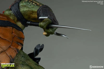 Teenage Mutant Ninja Turtles - Statue Raffaello by Paolo Riveraㅤ – Sideshow Collectibles – ActionFigureBrasil — ângulo diferente