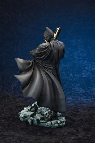 The Dark Knight Rises - Batman - ARTFX Statue - 1/6 (Kotobukiya)ㅤ – Kotobukiya – ActionFigureBrasil