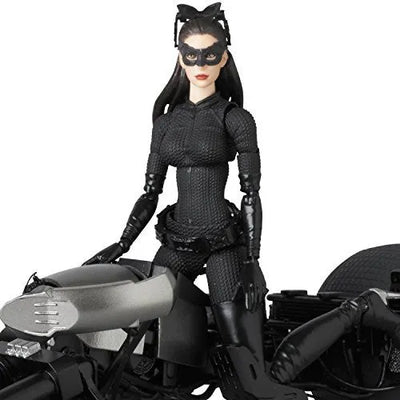 The Dark Knight Rises - Selina Kyle - Mafex #9 (Medicom Toy)ㅤ – Medicom Toy – ActionFigureBrasil — iluminação de estúdio