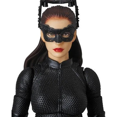The Dark Knight Rises - Selina Kyle - Mafex No.50 - Ver.2.0 (Medicom Toy)ㅤ – Medicom Toy – ActionFigureBrasil — com base expositora