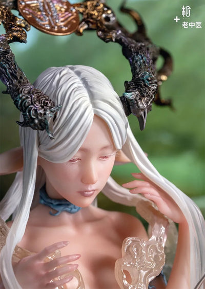 The Deer Lady Version 1 – Manas SUM – ActionFigure Brasil — detalhe do produto
