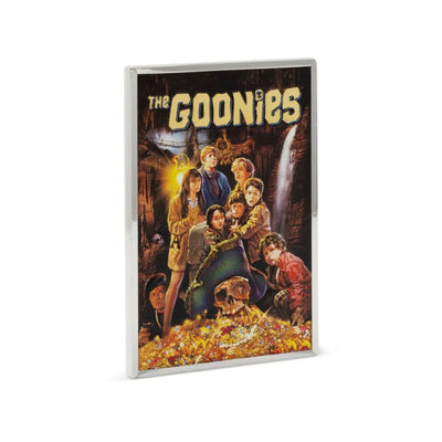 The Goonies 40th Anniversary Movie Poster Coin - LIMITED EDITION: 400 – Agoro – ActionFigure Brasil — iluminação de estúdio