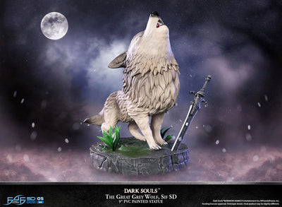 The Great Grey Wolf Sif – First 4 Figures – ActionFigure Brasil — com base expositora