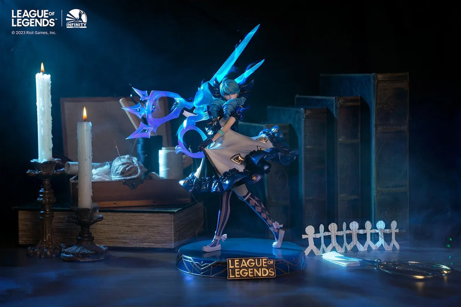 The Hallowed Seamstress Gwen - LIMITED EDITION: 997 – Infinity Studio – ActionFigure Brasil