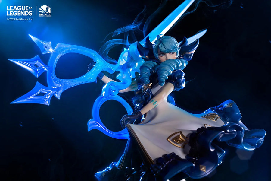 The Hallowed Seamstress Gwen - LIMITED EDITION: 997 – Infinity Studio – ActionFigure Brasil