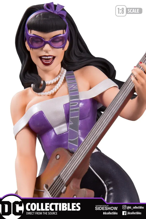 The Huntress - LIMITED EDITION: 5000 – DC Direct – ActionFigure Brasil