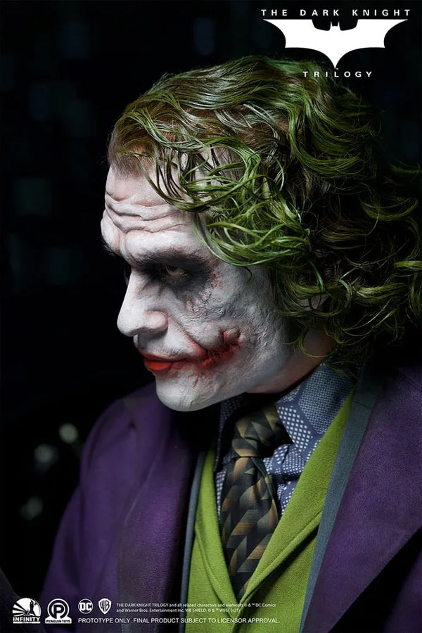 The Joker (The Dark Knight) - LIMITED EDITION: 500 – Infinity Studio X Penguin Toys – ActionFigure Brasil