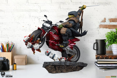 The Last Ronin On Bike - LIMITED EDITION: 500 – PCS – ActionFigure Brasil — com base expositora