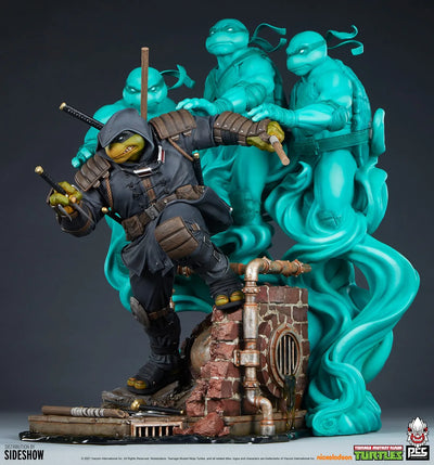 The Last Ronin - Supreme Edition - LIMITED EDITION: 500 (Supreme Edition) – PCS – ActionFigure Brasil — ambientada