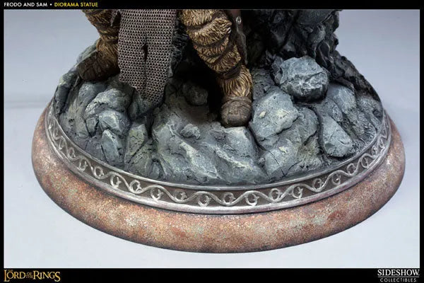 The Lord of the Rings Diorama Statue Frodo & Samwiseㅤ – Sideshow Collectibles – ActionFigureBrasil