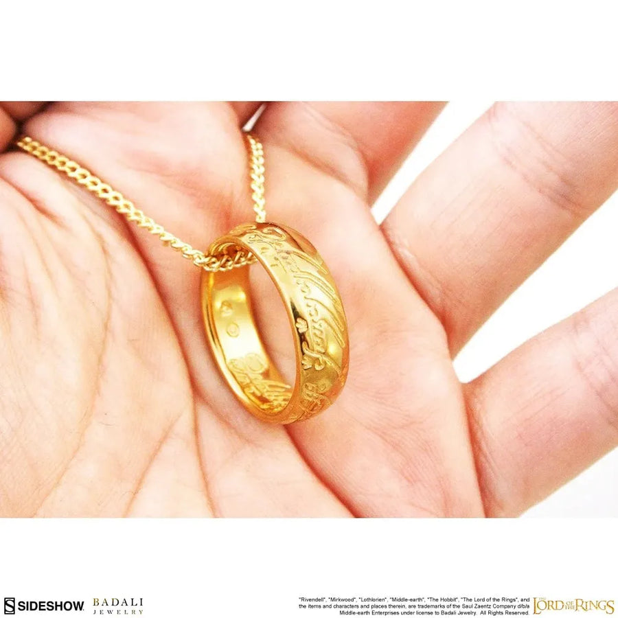 The ONE RING™ Necklace (GOLLUM™ Gold) – Badali Jewelry – ActionFigure Brasil