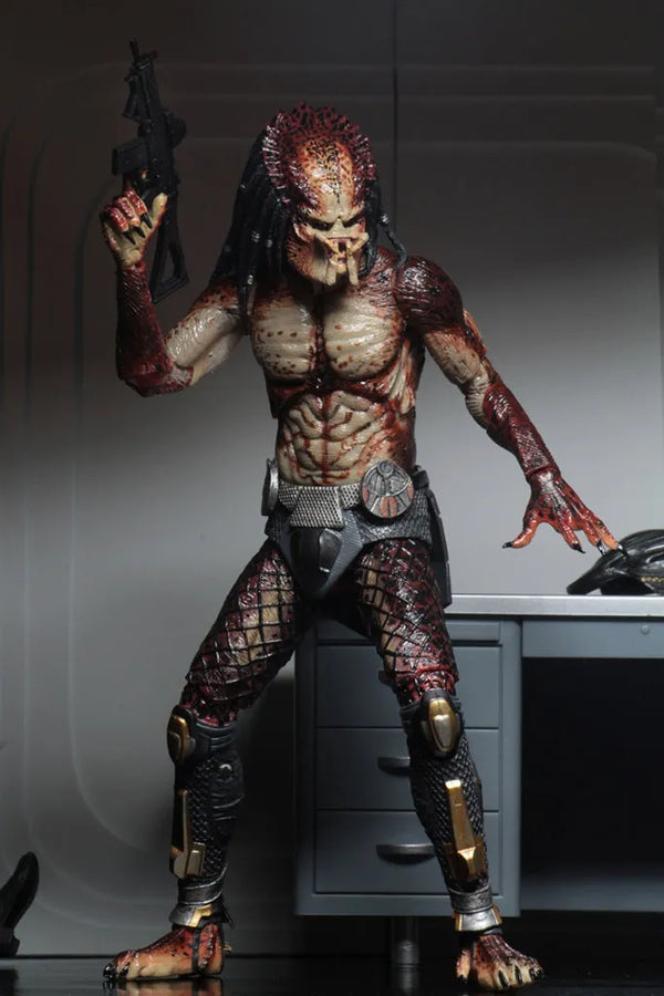 THE PREDATOR / Fugitive Predator Ultimate 7 Inch Action Figure Lab Escape verㅤ – NECA – ActionFigureBrasil