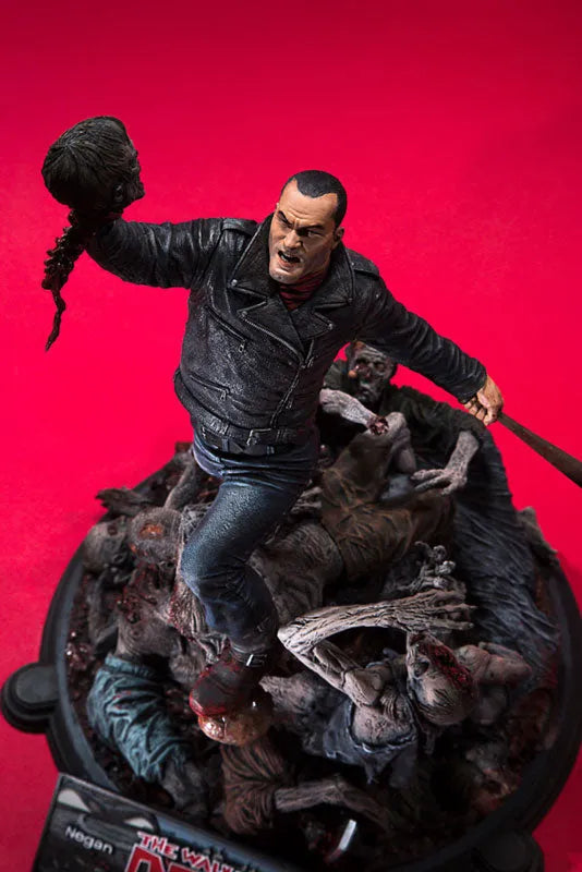 The Walking Dead - Negan Statueㅤ – McFarlane Toys – ActionFigureBrasil