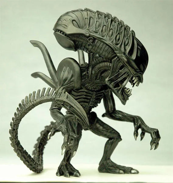 ThreeB AVP2 Alienㅤ – Plastic Arts – ActionFigureBrasil