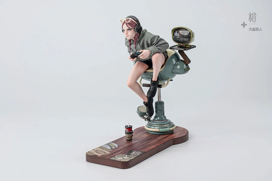 Tokyo Video Game Girl (Artist Edition) - LIMITED EDITION – Manas SUM – ActionFigure Brasil