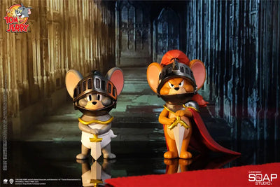 "Tom and Jerry" Statue Jerry and Tuffy (Royal Coat)ㅤ – Soap Studio – ActionFigureBrasil