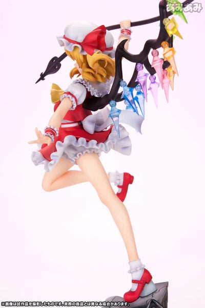 Touhou Project - "Sister of the Devil" Flandre Scarlet 1/8ㅤ – quesQ – ActionFigureBrasil — com base expositora