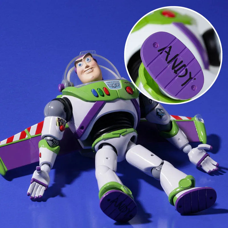 Toy Story - Buzz Lightyear - Green Army Men - Legacy of Revoltech LR-046 - Revoltech - Revoltech SFX #011 (Kaiyodo)ㅤ – Kaiyodo – ActionFigureBrasil