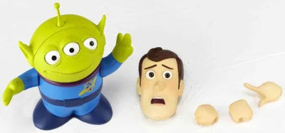 Toy Story - Woody - Revoltech - Revoltech Pixar Figure Collection - 005 (Kaiyodo)ㅤ – Kaiyodo – ActionFigureBrasil — com base expositora