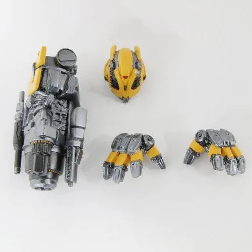 Transformers Darkside Moon - Bumble - Revoltech - Revoltech SFX - 038 (Kaiyodo)ㅤ – Kaiyodo – ActionFigureBrasil