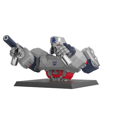 Transformers X Quiccs: Megatron - LIMITED EDITION: 500 – Mighty Jaxx – ActionFigure Brasil — com base expositora