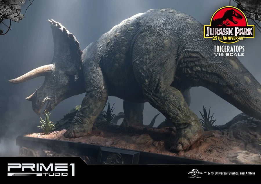Triceratops (Regular Version) Jurassic Park (Film) – Prime1Studio – ActionFigure Brasil