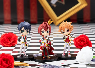 Twisted Wonderland - Riddle Rosehearts - Deuce Spade - Ace Trappola - Disney Twisted Wonderland Q Posket Petit vol.1 - Set of 3 Figures (Bandai Spirits)ㅤ – Bandai Spirits – ActionFigureBrasil — ângulo diferente