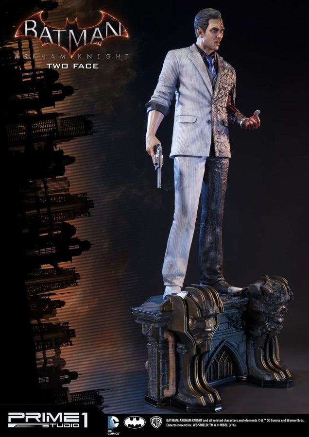 Two Face (Exclusive Version) Batman: Arkham Knight – Prime1Studio – ActionFigure Brasil