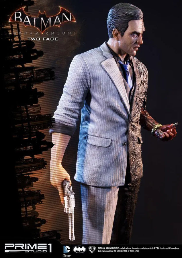 TwoFace (Regular Version) Batman: Arkham Knight – Prime1Studio – ActionFigure Brasil