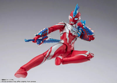 Ultraman Omega - S.H.Figuarts - Rekiness Armor (Bandai Spirits)ㅤ – Bandai Spirits – ActionFigureBrasil — com base expositora