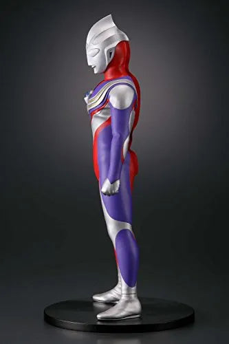 Ultraman Tiga - Character Classicsㅤ – Kaiyodo – ActionFigureBrasil — close