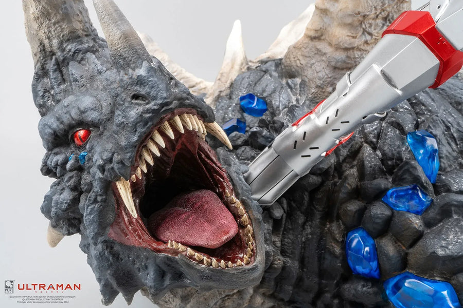 Ultraman vs Black King - LIMITED EDITION: 1500 – PureArts – ActionFigure Brasil