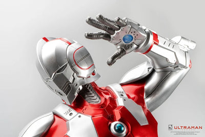 Ultraman vs Black King - LIMITED EDITION: 1500 – PureArts – ActionFigure Brasil — com base expositora