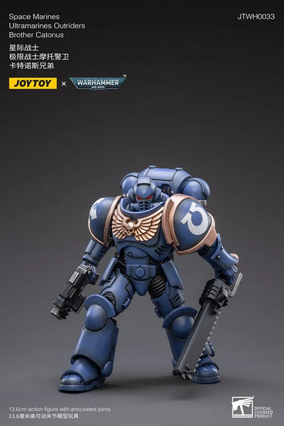 Ultramarines Outriders Brother Catonus – Joytoy – ActionFigure Brasil — com base expositora