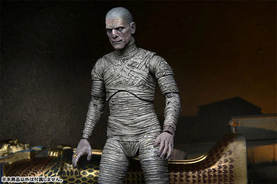 Universal Monster / The Mummy: Imhotep 7 Inch Action Figure Color verㅤ – NECA – ActionFigureBrasil — iluminação de estúdio