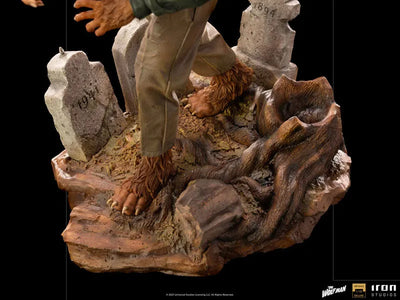 "Universal Monsters" Iron Studios Statue "Deluxe Art Scale" 1/10 Scale Wolf Manㅤ – Iron Studios – ActionFigureBrasil — com base expositora