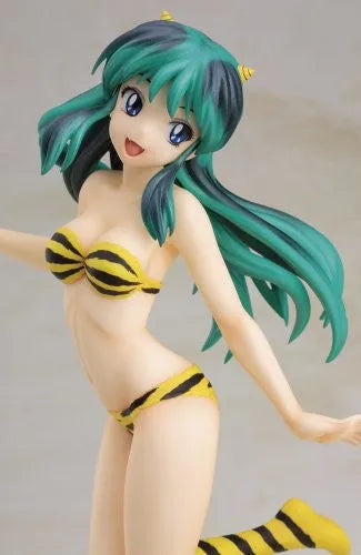 Urusei Yatsura - Lum Invader - ARTFX J - 1/7 (Kotobukiya)ㅤ – Kotobukiya – ActionFigureBrasil — ângulo diferente