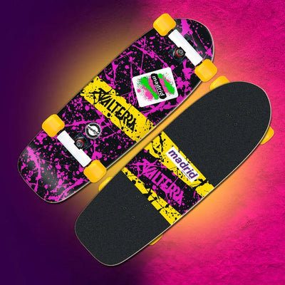 Valterra Madrid (Complete) - LIMITED EDITION: 1985 (Complete Version) – Madrid Skateboards – ActionFigure Brasil — ângulo diferente